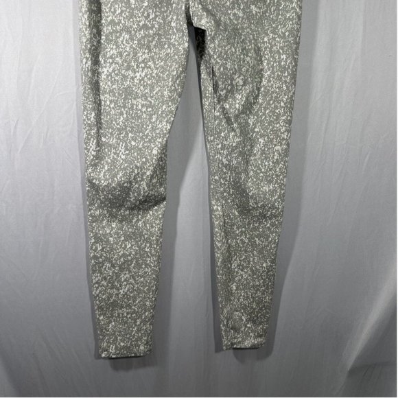 NWT $98‎ Spanx [ Small ] Ankle Jean-ish Leggings in Speckled Grey White - Picture 12 of 13